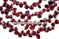 Margele granat rosu intens, neregulat, 9-13mm