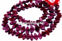 Margele granat rosu intens, neregulat, 7-11mm