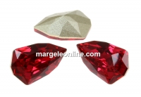 Swarovski, fancy rivoli Slim Trilliant, scarlet, 13.6mm - x1