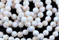 Mother of pearl beads, round, cream-white, 7mm