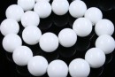 White agate, round, 14mm